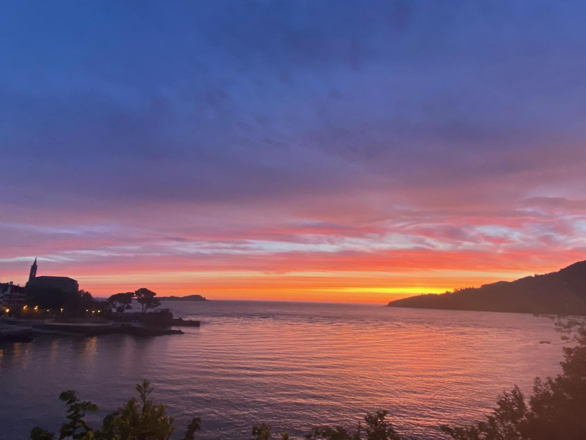 Mundaka Beachfront House Buitenkant foto